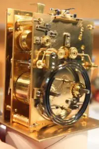 Révisions d'horloge et pendule